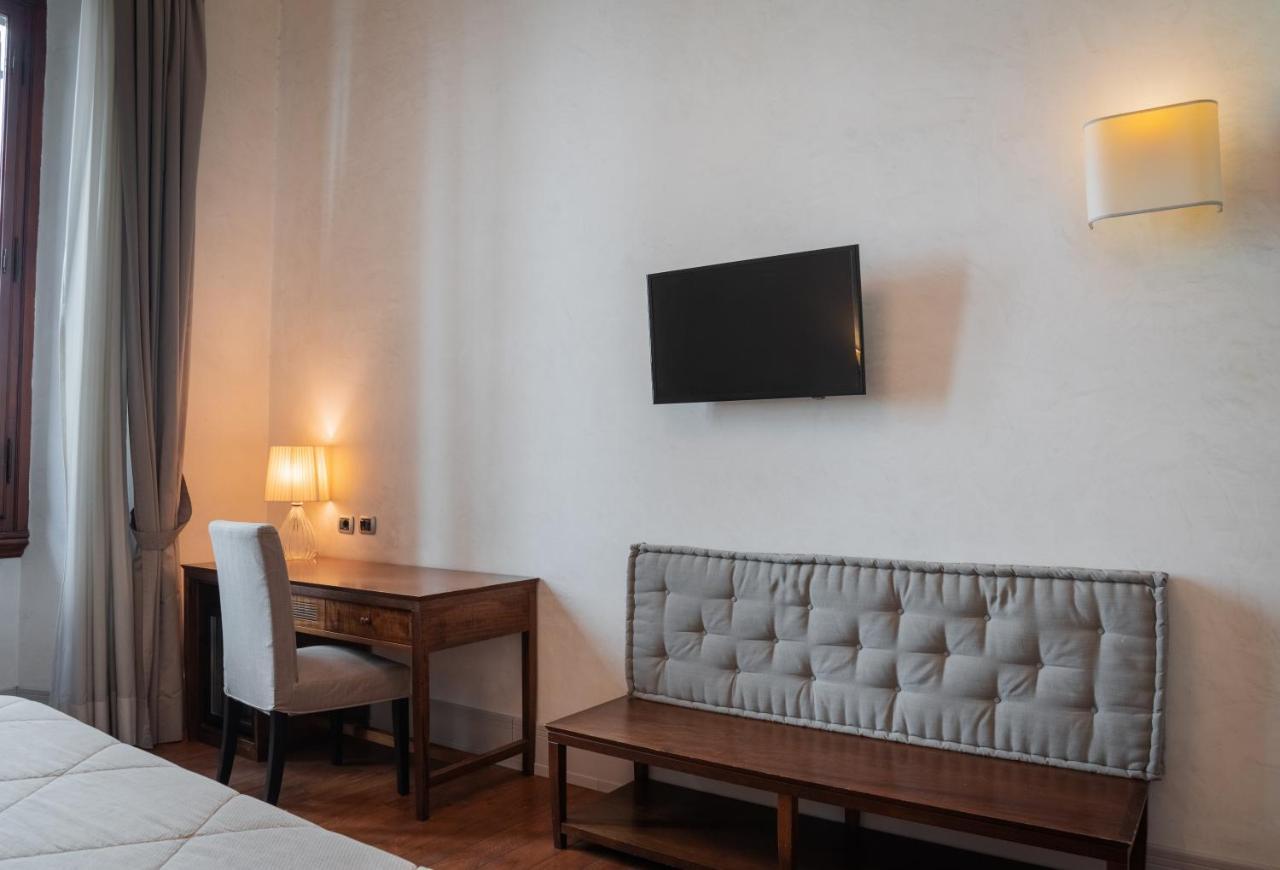 Il Salotto Di Firenze Hotel ภายนอก รูปภาพ